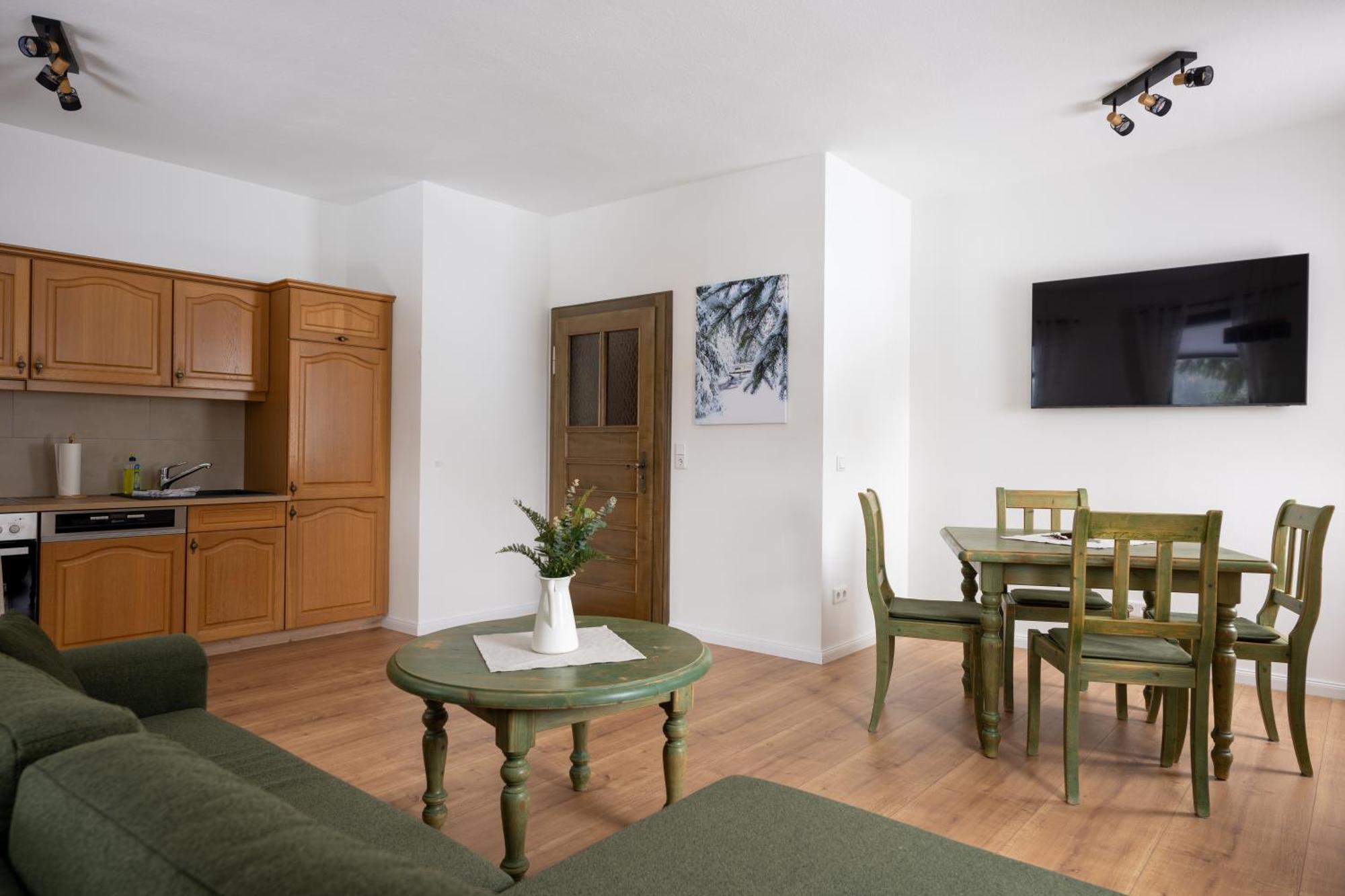 Ferienanlage Zum Silberstollen 2 Haeuser Am Berg Polderhof Und Weisseritzhuette 库罗阿尔滕堡 外观 照片