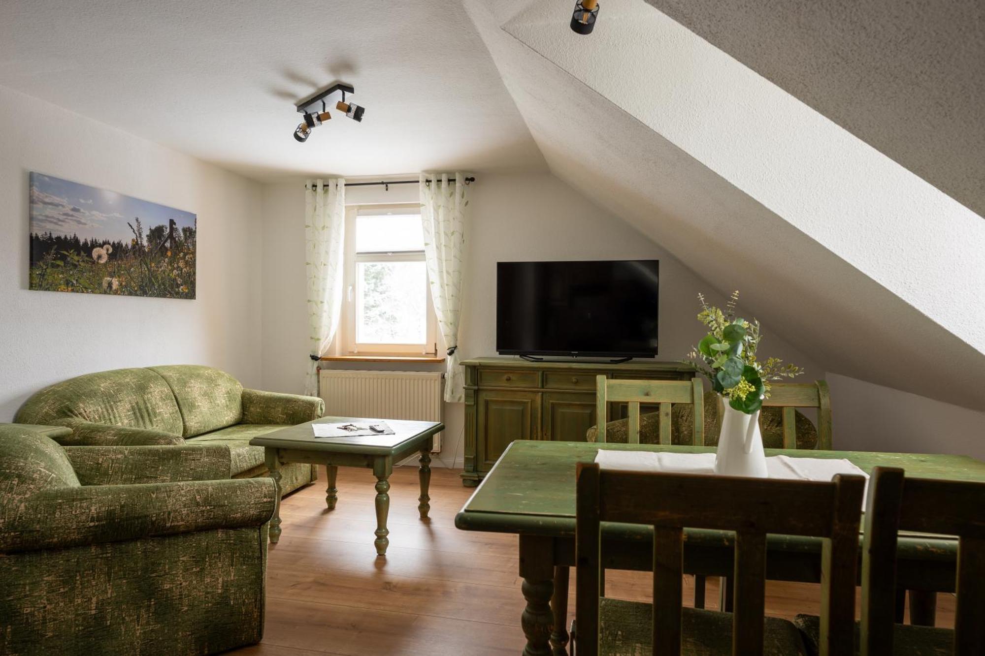 Ferienanlage Zum Silberstollen 2 Haeuser Am Berg Polderhof Und Weisseritzhuette 库罗阿尔滕堡 外观 照片